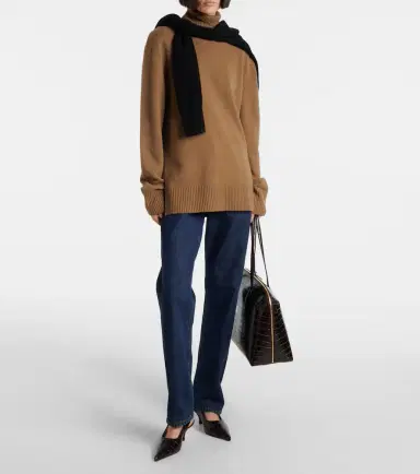 TOTEME Cashmere turtleneck sweater | Thumbnail 3