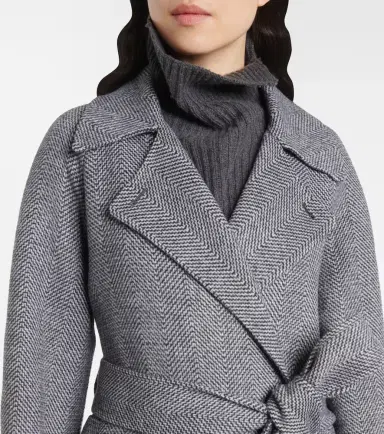 Joseph New Navarre virgin wool coat | Thumbnail 2