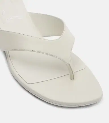Christian Louboutin Sweet Janetonga leather thong sandals | Thumbnail 3 Christian Louboutin Sweet Janetonga leather thong sandals | Thumbnail 3