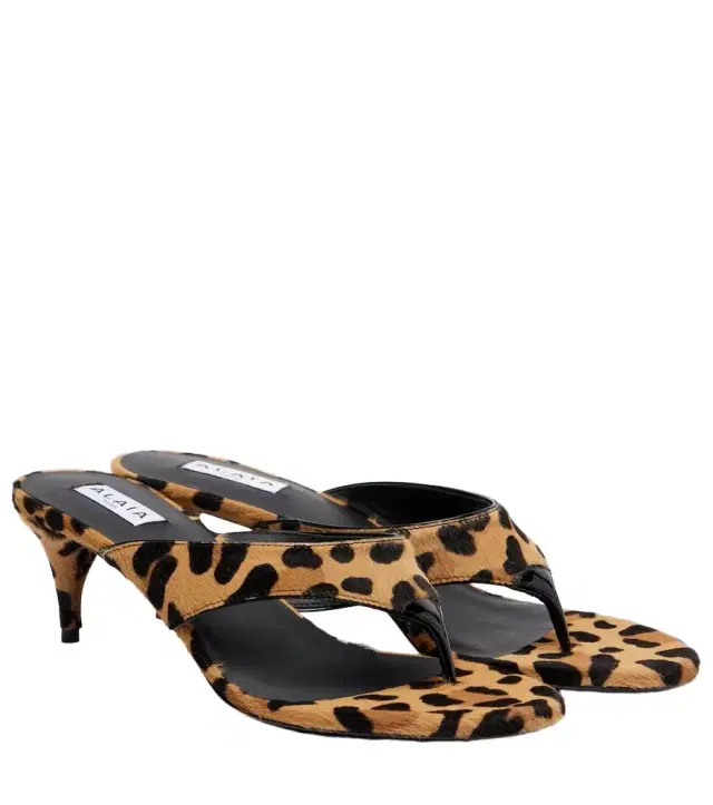 Alaïa Infradito 55 calf hair thong sandals
