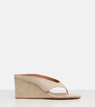 Alaïa Alaïa Cube 75 suede thong sandals | Thumbnail 4