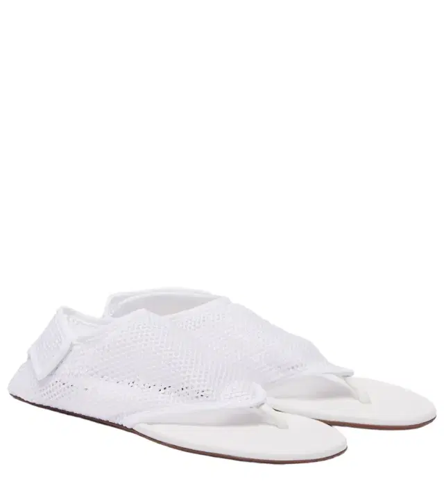 Alaia Alaïa Flex mesh thong sandals