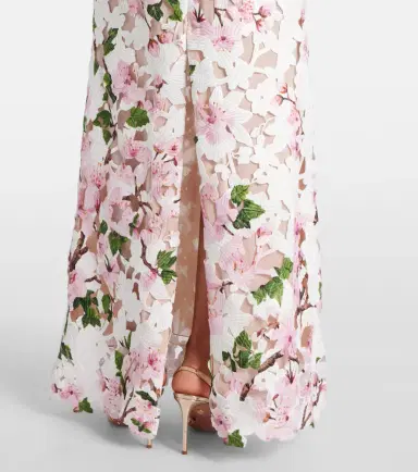Oscar de la Renta Floral guipure lace gown | Thumbnail 5