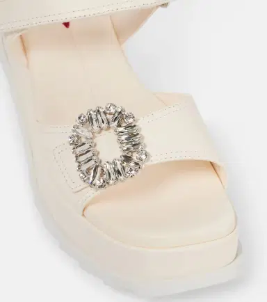 Roger Vivier Slidy Viv' embellished leather wedge sandals | Thumbnail 2