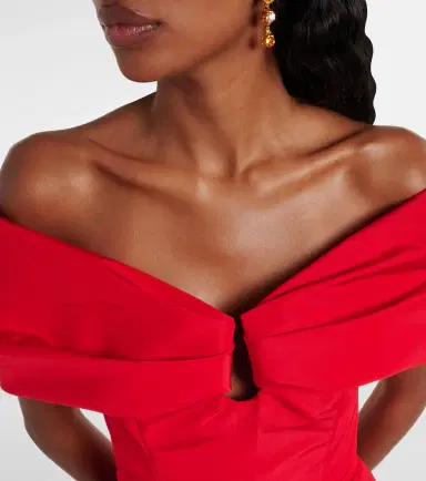 Carolina Herrera Off-shoulder silk maxi dress | Thumbnail 4