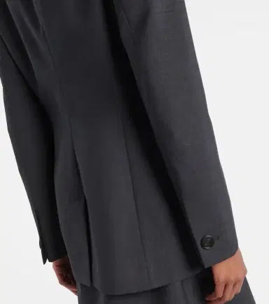 Gucci Double-breasted wool blazer | Thumbnail 2 Gucci Double-breasted wool blazer | Thumbnail 2