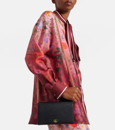 Gucci GG Petite Marmont leather wallet on chain | Thumbnail 7 Gucci GG Petite Marmont leather wallet on chain | Thumbnail 7