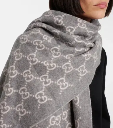 Gucci GG fringed cashmere scarf | Thumbnail 4