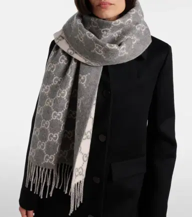 Gucci GG fringed cashmere scarf | Thumbnail 5