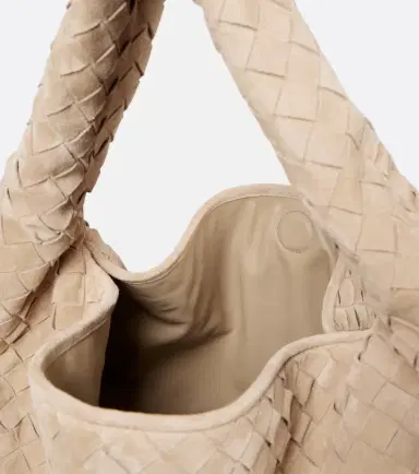 Bottega Veneta Hop Large Intrecciato suede shoulder bag | Thumbnail 7 Bottega Veneta Hop Large Intrecciato suede shoulder bag | Thumbnail 7