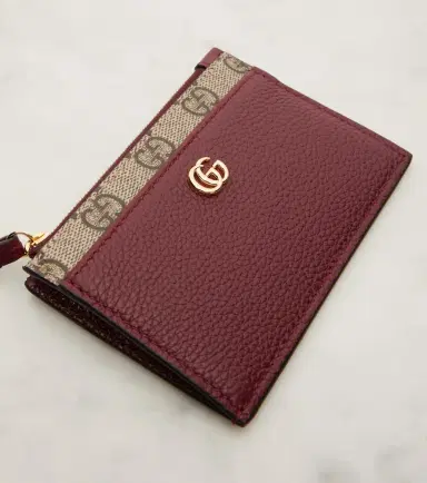 Gucci GG Marmont card holder | Thumbnail 2 Gucci GG Marmont card holder | Thumbnail 2