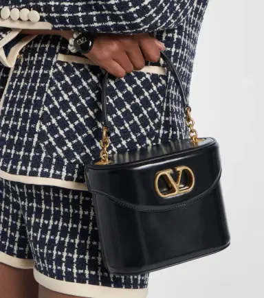 Valentino Garavani Vain VLogo leather vanity bag | Thumbnail 5