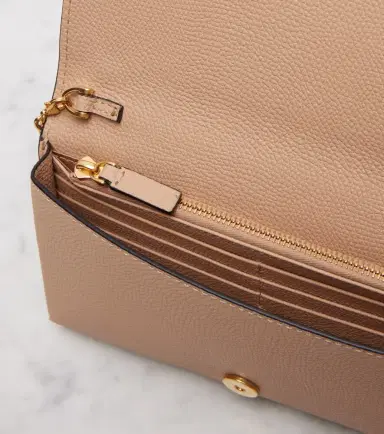 Valentino Garavani VLogo leather wallet on chain | Thumbnail 2 Valentino Garavani VLogo leather wallet on chain | Thumbnail 2