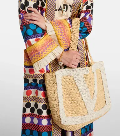 Valentino Garavani Viva Superstar Large tote bag | Thumbnail 2