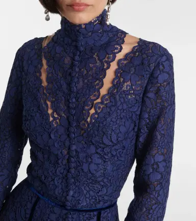 Costarellos Lace gown | Thumbnail 2