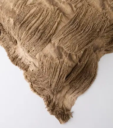 The House of Lyria Bolma wool and cotton pillow | Thumbnail 4