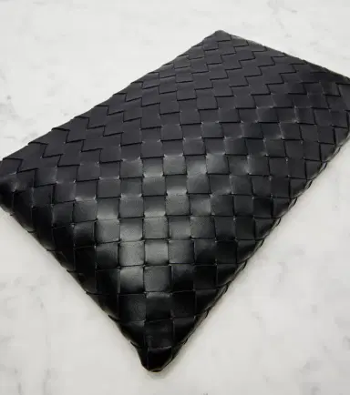 Bottega Veneta Intrecciato Medium leather pouch | Thumbnail 3 Bottega Veneta Intrecciato Medium leather pouch | Thumbnail 3