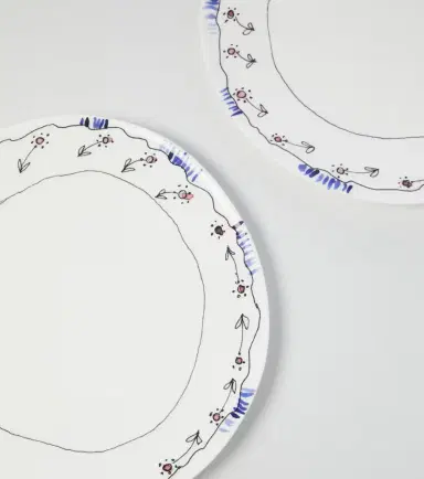 Serax Midnight Flowers Anemone Milk set of 2 dinner plates by Marni | Thumbnail 3