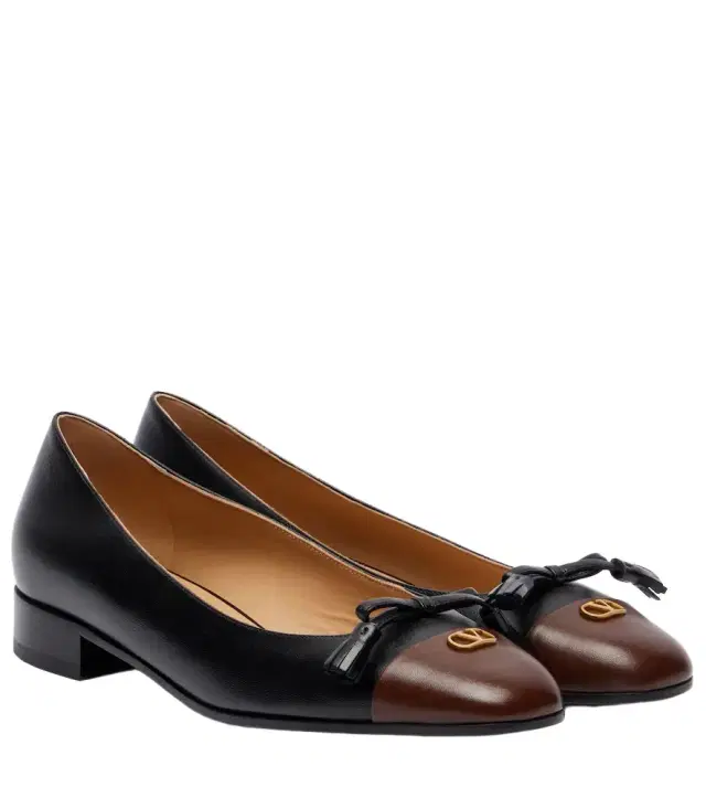 Valentino Garavani Valet Du Roi leather ballet flats