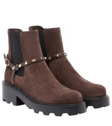 Valentino Garavani Beatle Rockstud suede Chelsea boots | Thumbnail 1 Valentino Garavani Beatle Rockstud suede Chelsea boots | Thumbnail 1