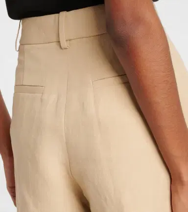 Nili Lotan Pleated high-rise linen and silk shorts | Thumbnail 3