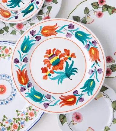 Cabana Lia floral ceramic dinner plate | Thumbnail 2