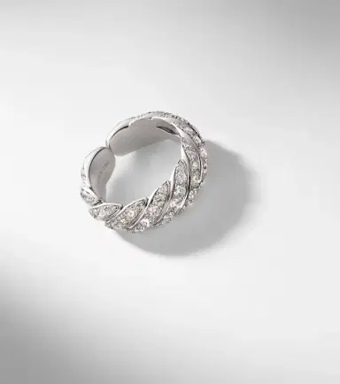 David Yurman Sculpted Cable 18kt white gold ring with diamonds | Thumbnail 5 David Yurman Sculpted Cable 18kt white gold ring with diamonds | Thumbnail 5