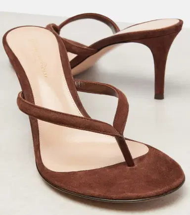 Gianvito Rossi Suede thong sandals | Thumbnail 4