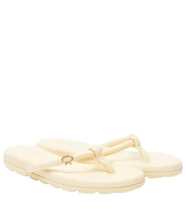 Gianvito Rossi Fiji leather thong sandals