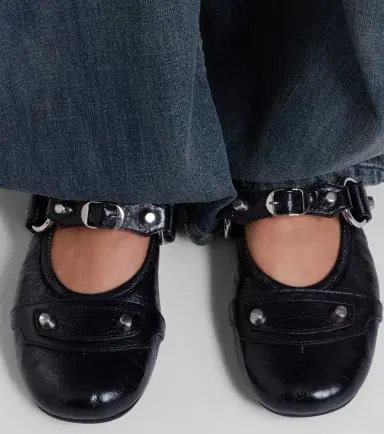 Balenciaga Le City leather Mary Jane flats | Thumbnail 6 Balenciaga Le City leather Mary Jane flats | Thumbnail 6
