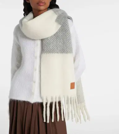 Loewe Alpaca and wool-blend scarf | Thumbnail 4