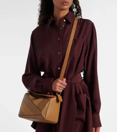Loewe Puzzle Small leather and suede top-handle bag | Thumbnail 7 Loewe Puzzle Small leather and suede top-handle bag | Thumbnail 7