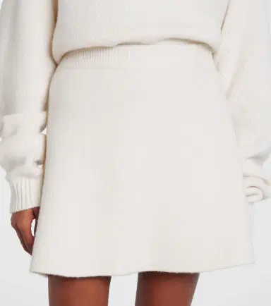 Lisa Yang Clare high-rise cashmere miniskirt | Thumbnail 2 Lisa Yang Clare high-rise cashmere miniskirt | Thumbnail 2