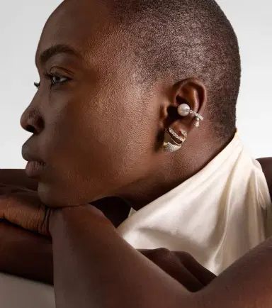 YEPREM Pearlescent 18kt white gold single ear cuff with diamonds and freshwater pearl | Thumbnail 5