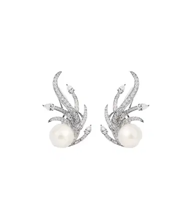 YEPREM Pearlescent 18kt white gold earrings with diamonds and pearls | Thumbnail 1 YEPREM Pearlescent 18kt white gold earrings with diamonds and pearls | Thumbnail 1