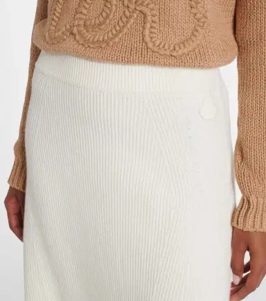 Moncler Ribbed-knit wool and cashmere midi skirt | Thumbnail 3