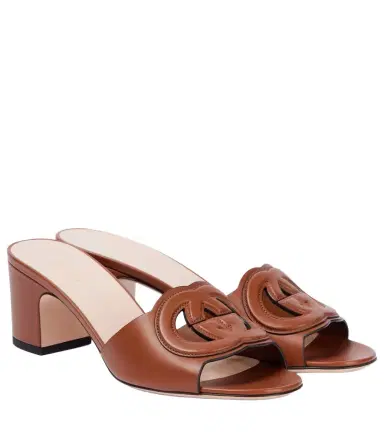 Gucci Interlocking G leather mules | Thumbnail 1