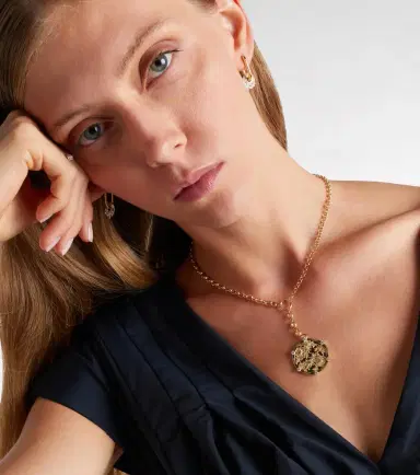 Foundrae 18kt gold pendant necklace with diamonds | Thumbnail 5
