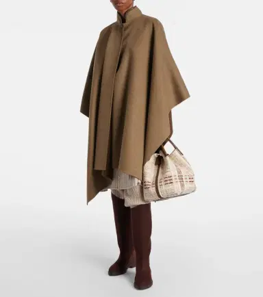Loro Piana Spagna cashmere cape | Thumbnail 5