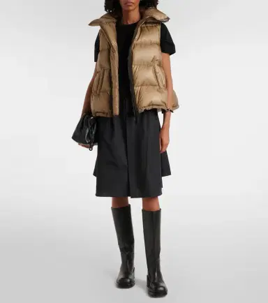 Sacai Asymmetric quilted down vest | Thumbnail 5