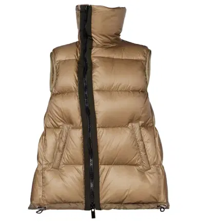 Sacai Asymmetric quilted down vest | Thumbnail 1