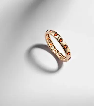 STONE AND STRAND 10kt gold ring with garnet | Thumbnail 5