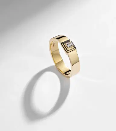STONE AND STRAND 10kt gold ring with diamonds | Thumbnail 3