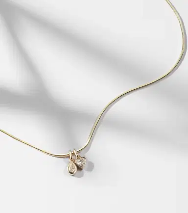 Roxanne First 14kt gold pendant necklace with diamonds | Thumbnail 6