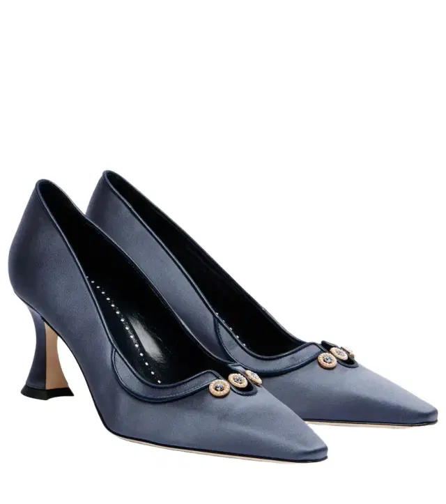 Manolo Blahnik Amala 70 embellished satin pumps