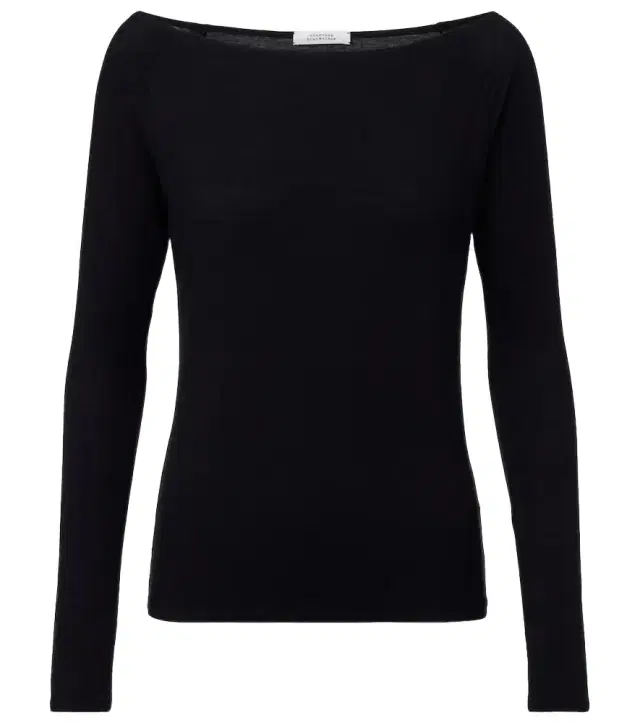 Dorothee Schumacher Chic Comfort off-shoulder top