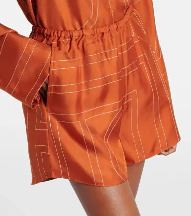 Toteme Monogram silk twill pajama shorts | Thumbnail 4