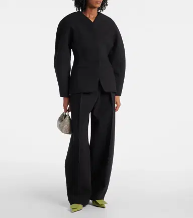 Jacquemus Ovalo barrel-leg pants | Thumbnail 2 Jacquemus Ovalo barrel-leg pants | Thumbnail 2