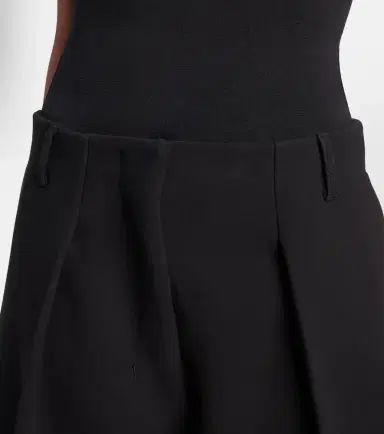 Jacquemus Ovalo barrel-leg pants | Thumbnail 6 Jacquemus Ovalo barrel-leg pants | Thumbnail 6