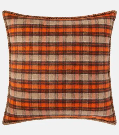 Loewe Anagram wool and cashmere cushion | Thumbnail 2